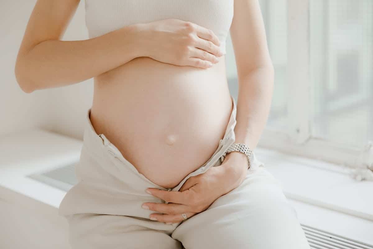 Les signes physiques d’une grossesse précoce : ce qu’il faut savoir